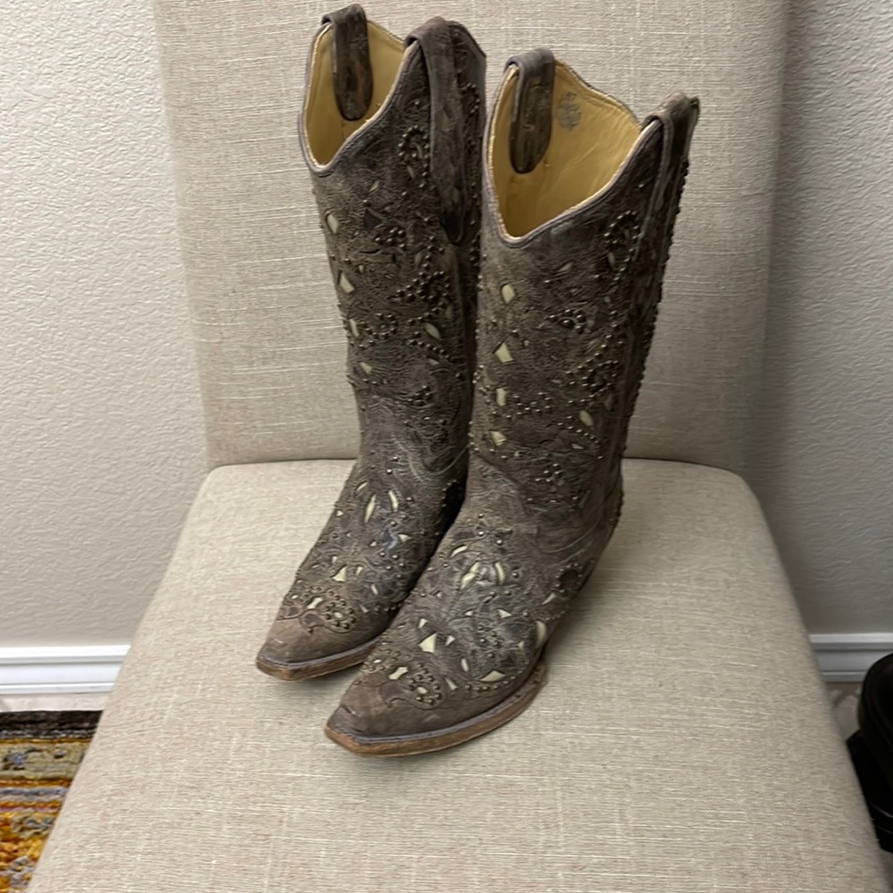 Corral Vintage, brownish gray, 5 1/2